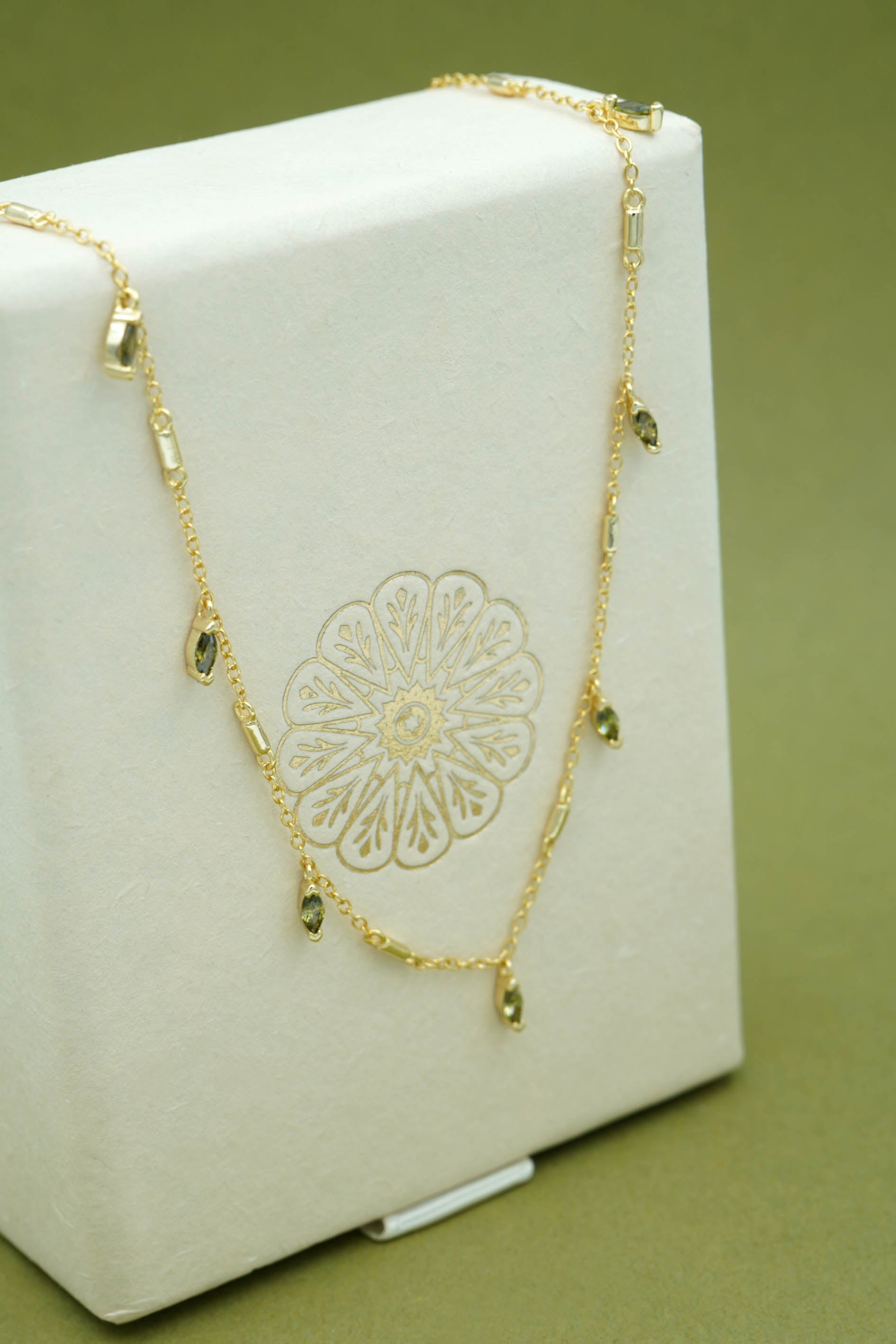 Flourish Necklace - Gold