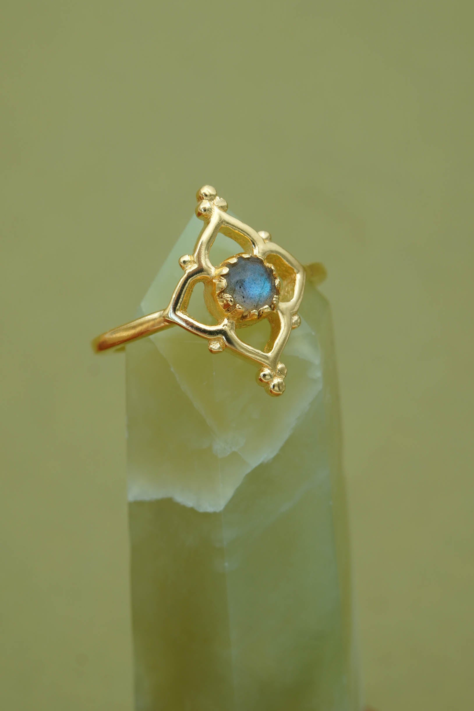 Labradorite Blossom Ring - Gold