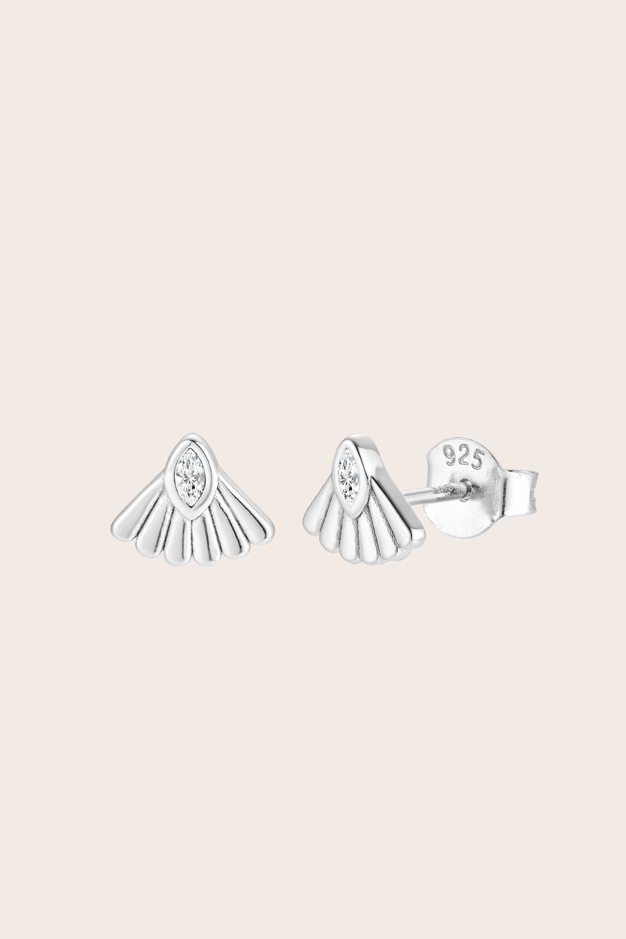 Fantail Studs White - Silver