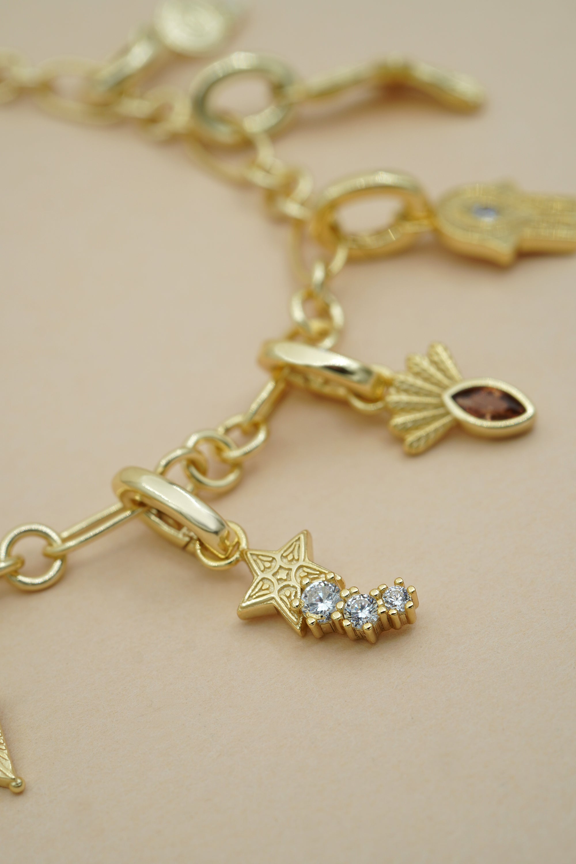 Shooting Star Charm - Gold